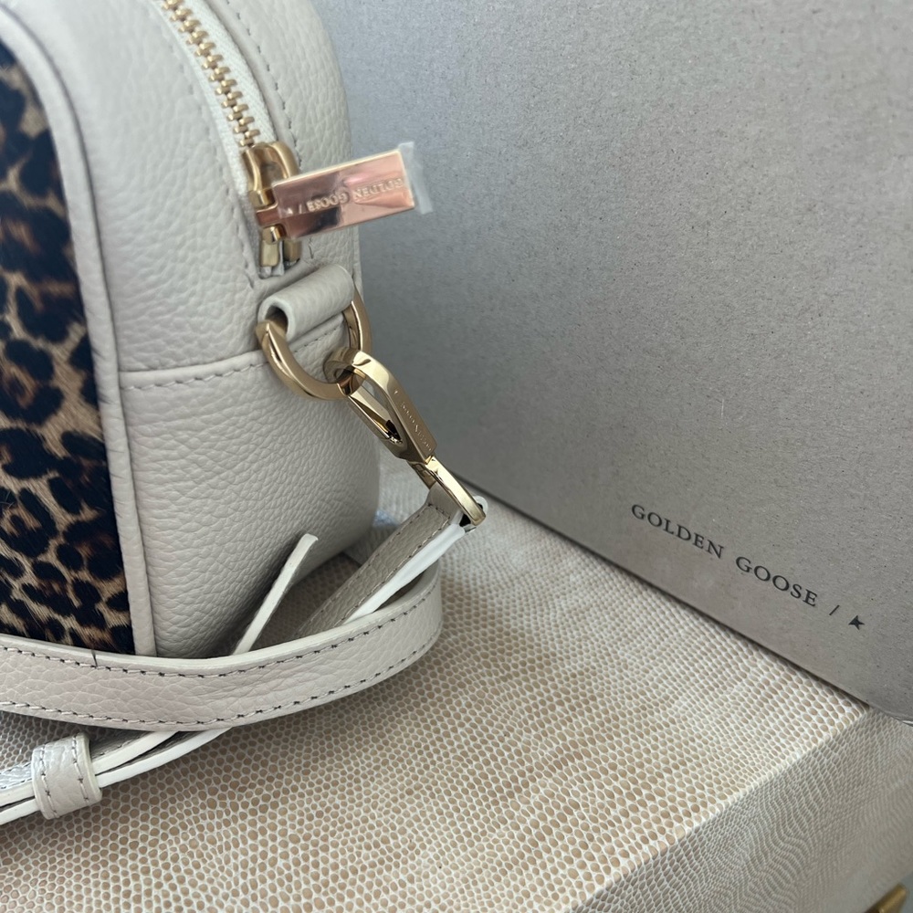 Rare Golden Goose Star Camera Bag. Milk leather. Leopard print dyed calf hair. - Picture 4 of 11